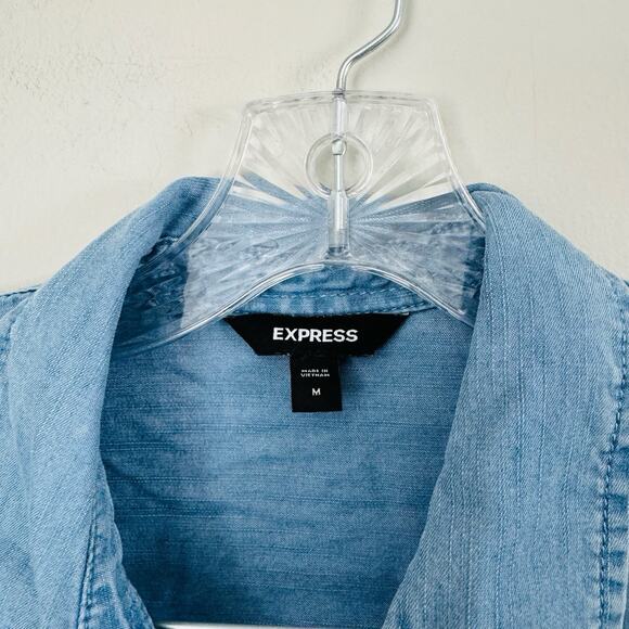 Express Blue Denim Long Sleeve Button Up Shirt Women’s Size M - Picture 2 of 7